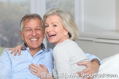 退休老人健康生活，坚持做好6个要点，长寿将会向您“招手”