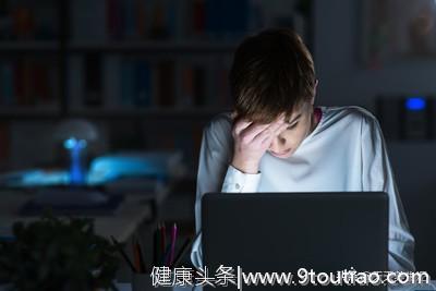 女人有这3种习惯，让乳房“很受伤”，不妨了解一下，最好别做了