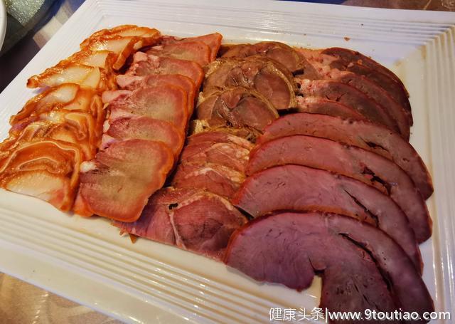国庆节参加婚礼：十六个菜太实在，看看辽西小县城婚宴都吃什么？