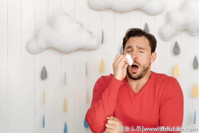 立秋刚过就感冒了，有痰咳嗽，属于风寒还是风热感冒？
