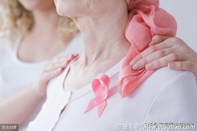 乳腺癌很可怕，除了定期检查，3个症状可自检