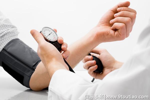 高血压是怎么回事？怎样防治？