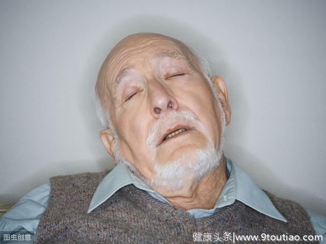 老年人为什么会睡眠越来越差？这几个小妙招可以帮您