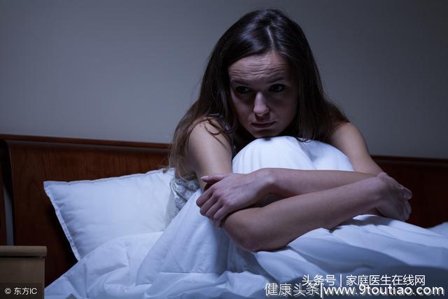 如何克服失眠？这2个重要方法，是摆脱失眠的“指南针”