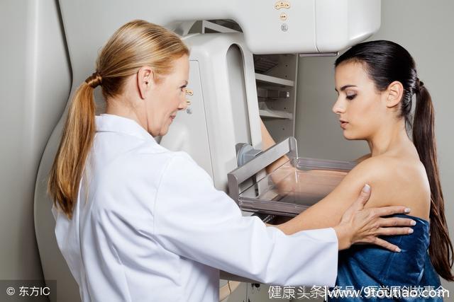 女性一旦出现三个症状，十有八九是得了乳腺癌，最好去检查一下