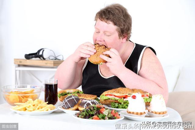 胃癌和什么有关？这5种饮食习惯或会引发胃癌，早点改正