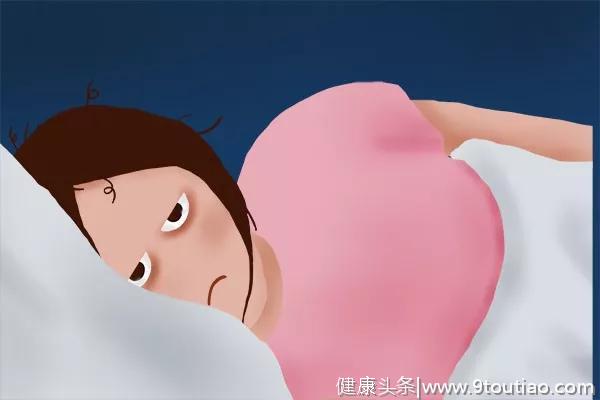 女人上了年纪后，为什么总睡不好，特别容易失眠？