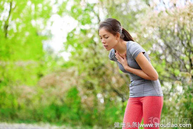 女子长期口臭，被查出胃癌！胃癌的明显表现，早点知道能“救命”