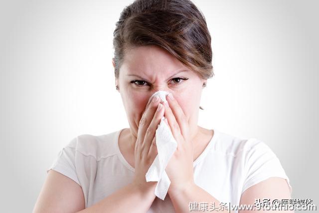 病毒感染或可引发鼻炎！鼻炎的4个诱因，一定要提防