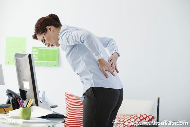 腰痛起来要人命，六个缓解腰痛的动作，在家就能随时做