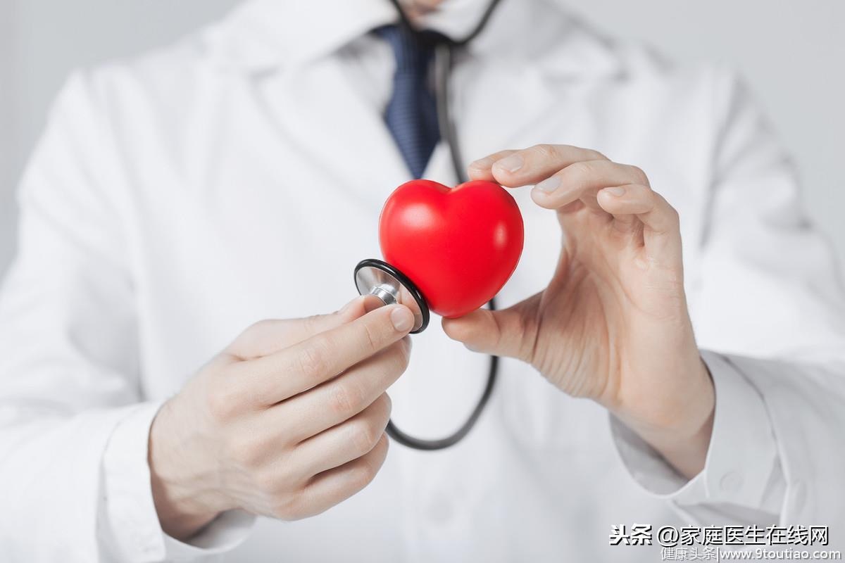 越来越多人得心脏病，出现这7个症状，要及时治疗